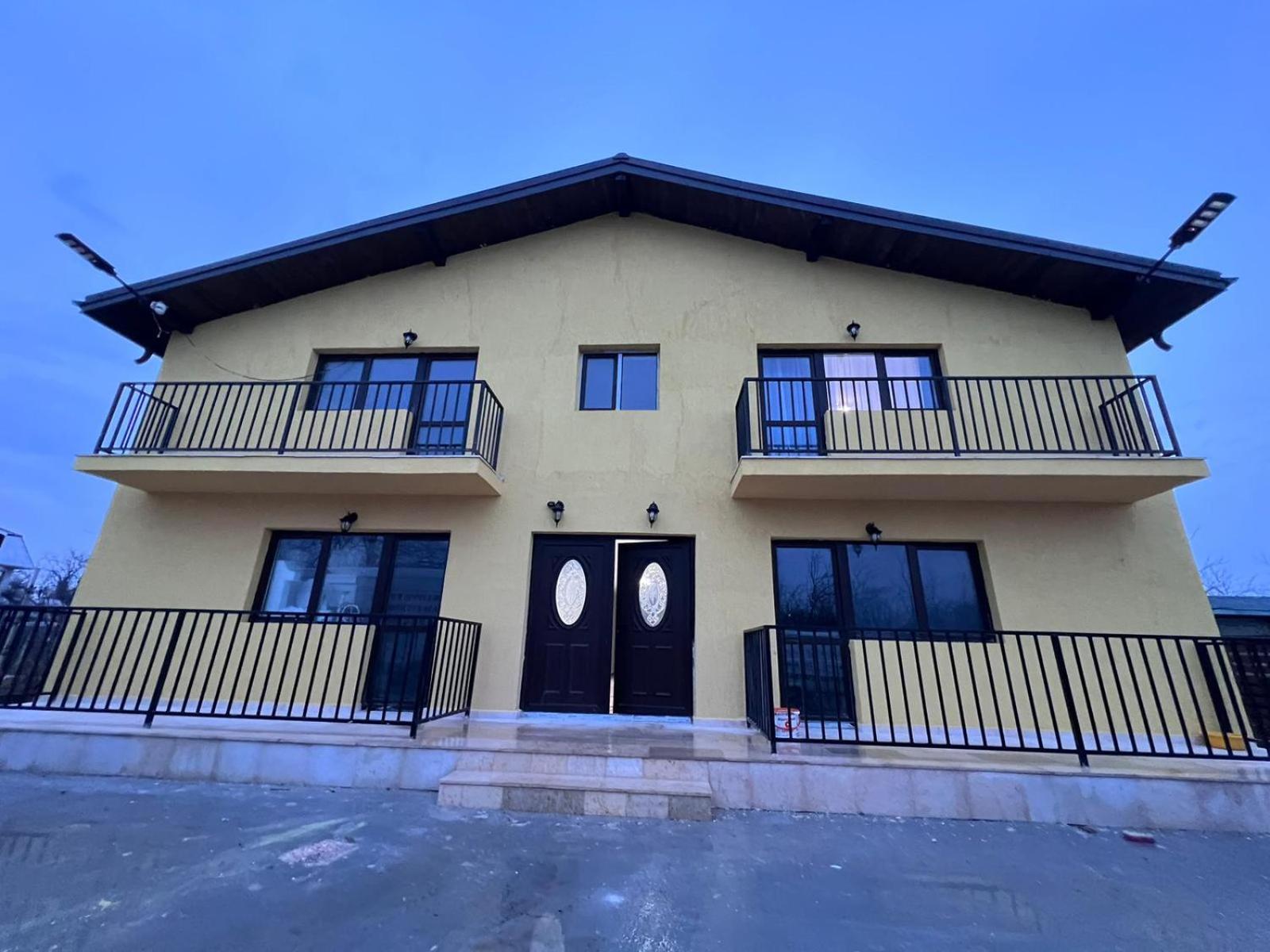 באלוטשטי Casa Privata Airport Bucharest Therme Bucharest מראה חיצוני תמונה