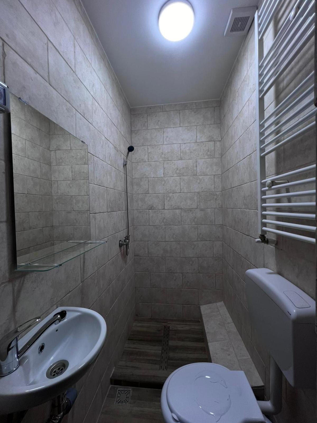 באלוטשטי Casa Privata Airport Bucharest Therme Bucharest מראה חיצוני תמונה